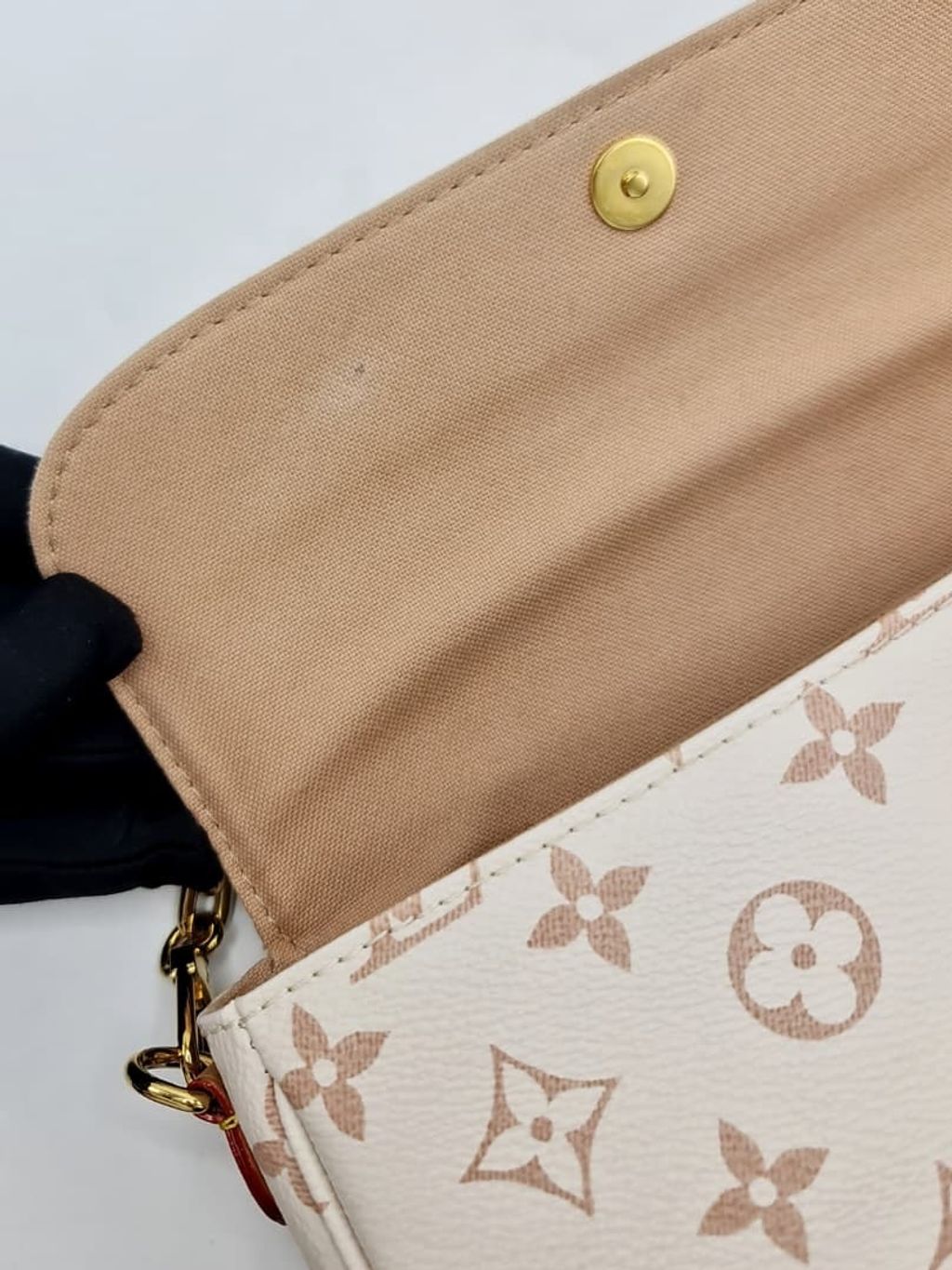 cda113ed-dd09-4a84-ba45-07e58a1c78c6