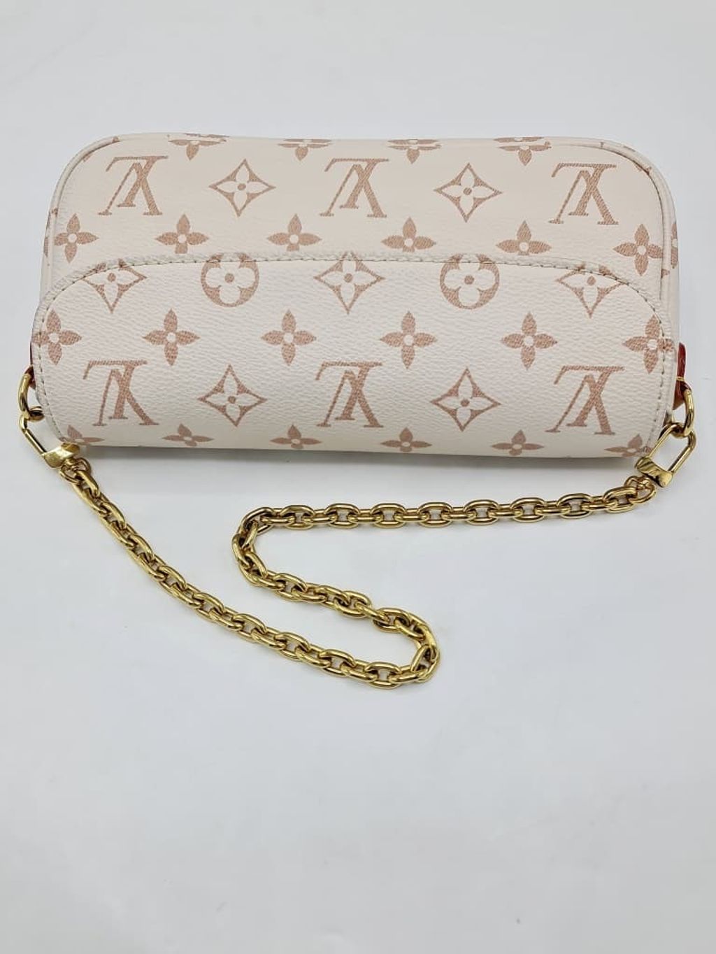 60c51848-f667-4b25-b199-d600474035ef