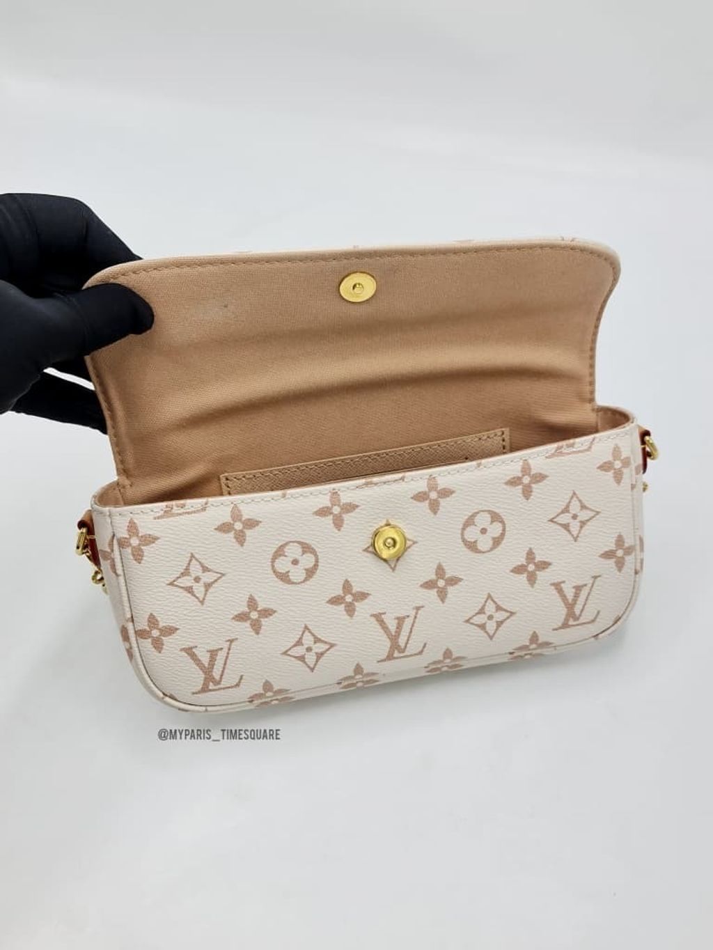 0dbd0597-48ea-42e6-97c4-0684c1c6c914