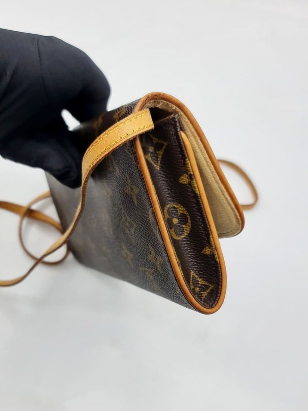 ccb8085f-7256-4386-86f4-c722a300d379