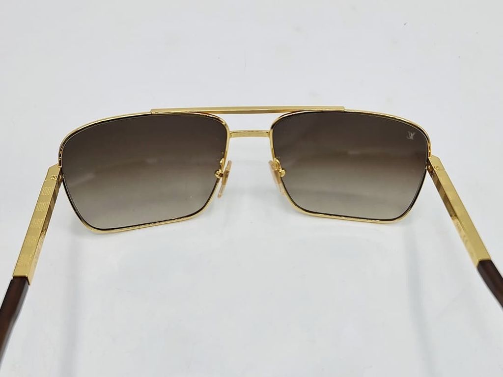 d1522f85-6483-40de-afec-911a8de5a4b4