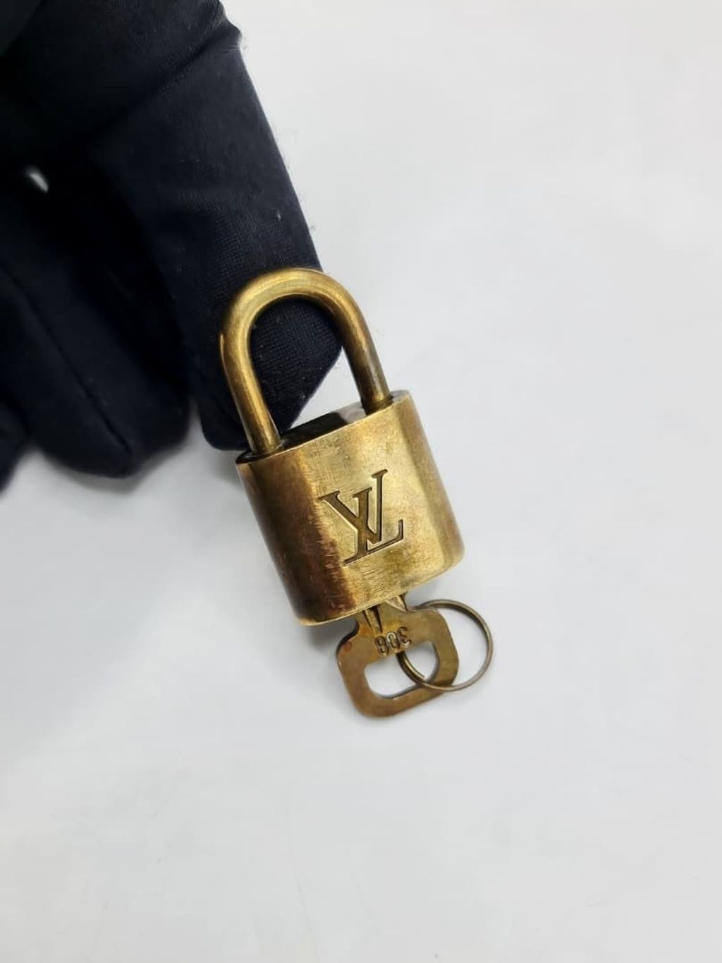 91085fe9-8b24-4a6f-8249-cb2fd9535755