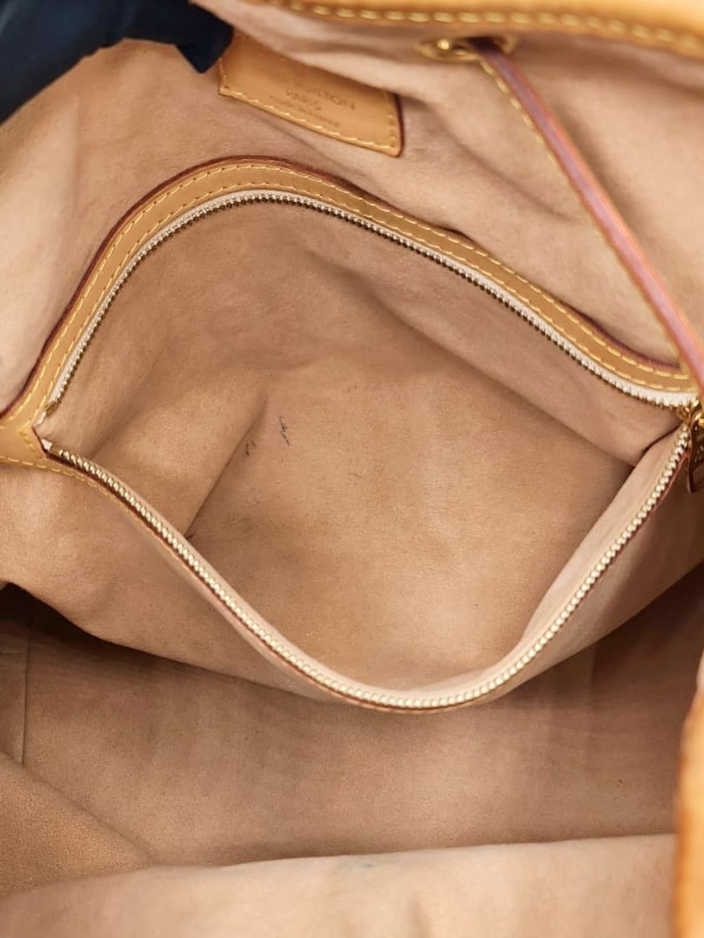 dd4bd2a8-c52c-430c-8223-bace9c3cf658