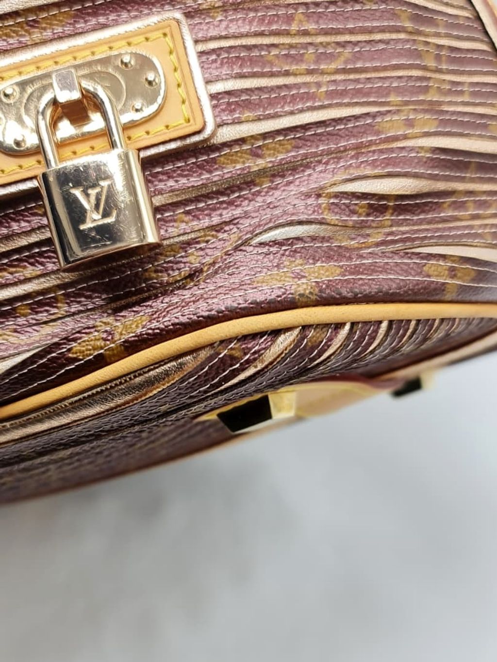 1a8bbd69-ef36-4d3d-b3f0-77617c52331c