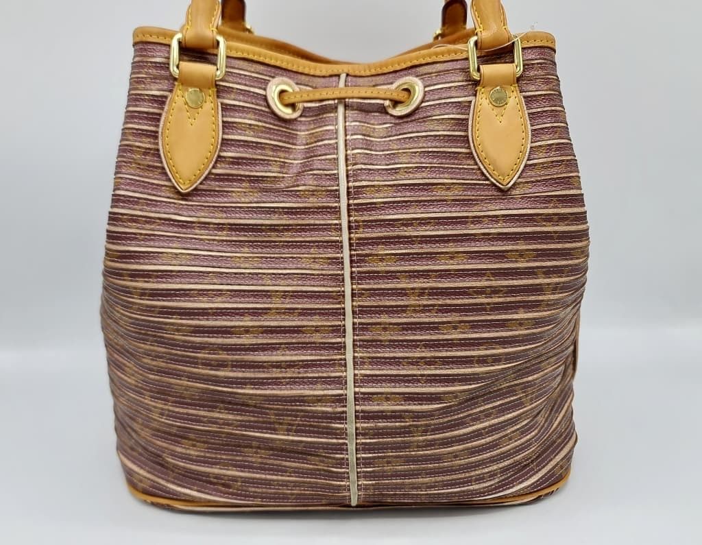 4c7690fb-8177-4fed-8268-925c0ab511d5