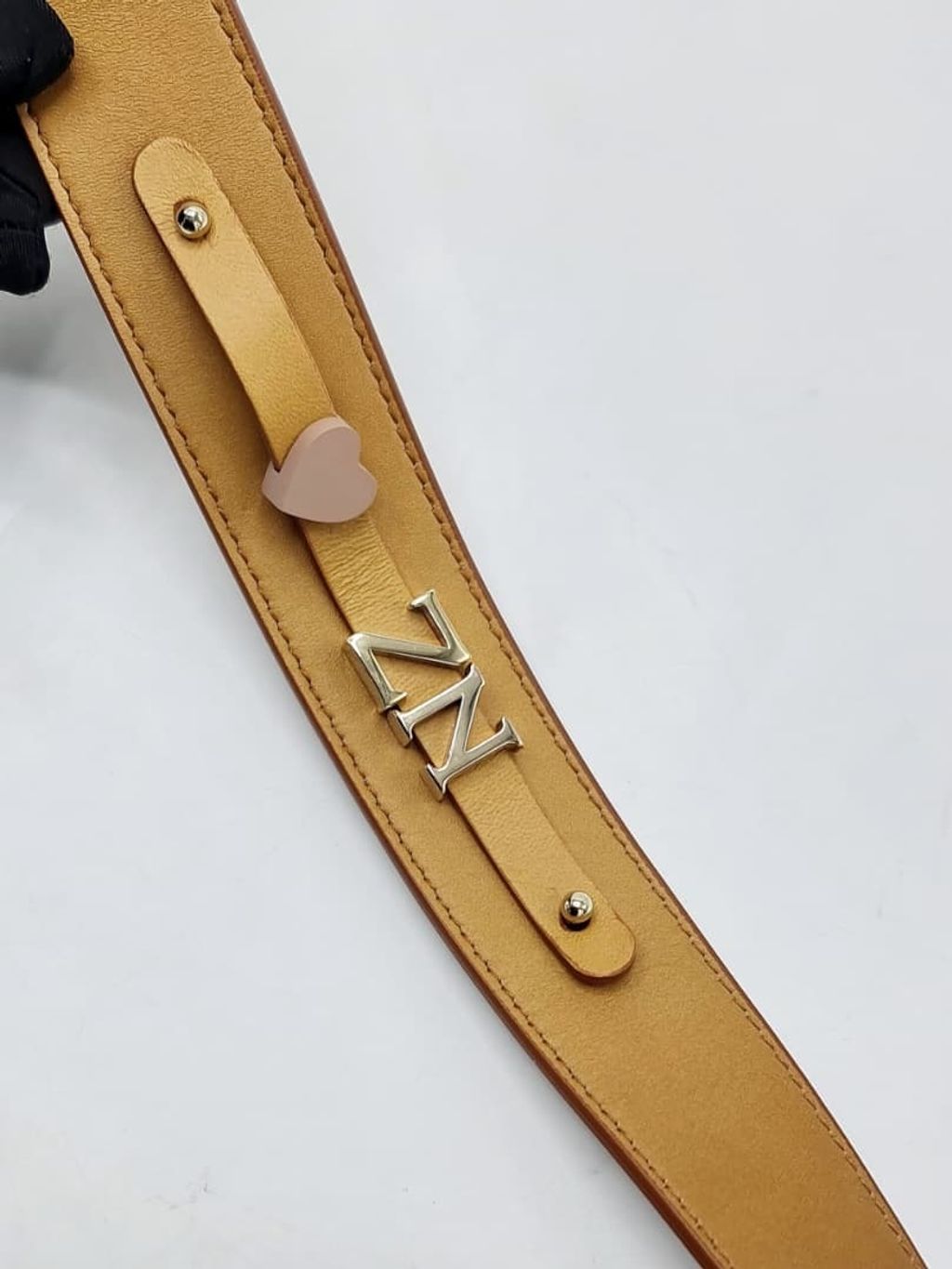 856100c4-2bff-481f-8c58-7309bceb95ae