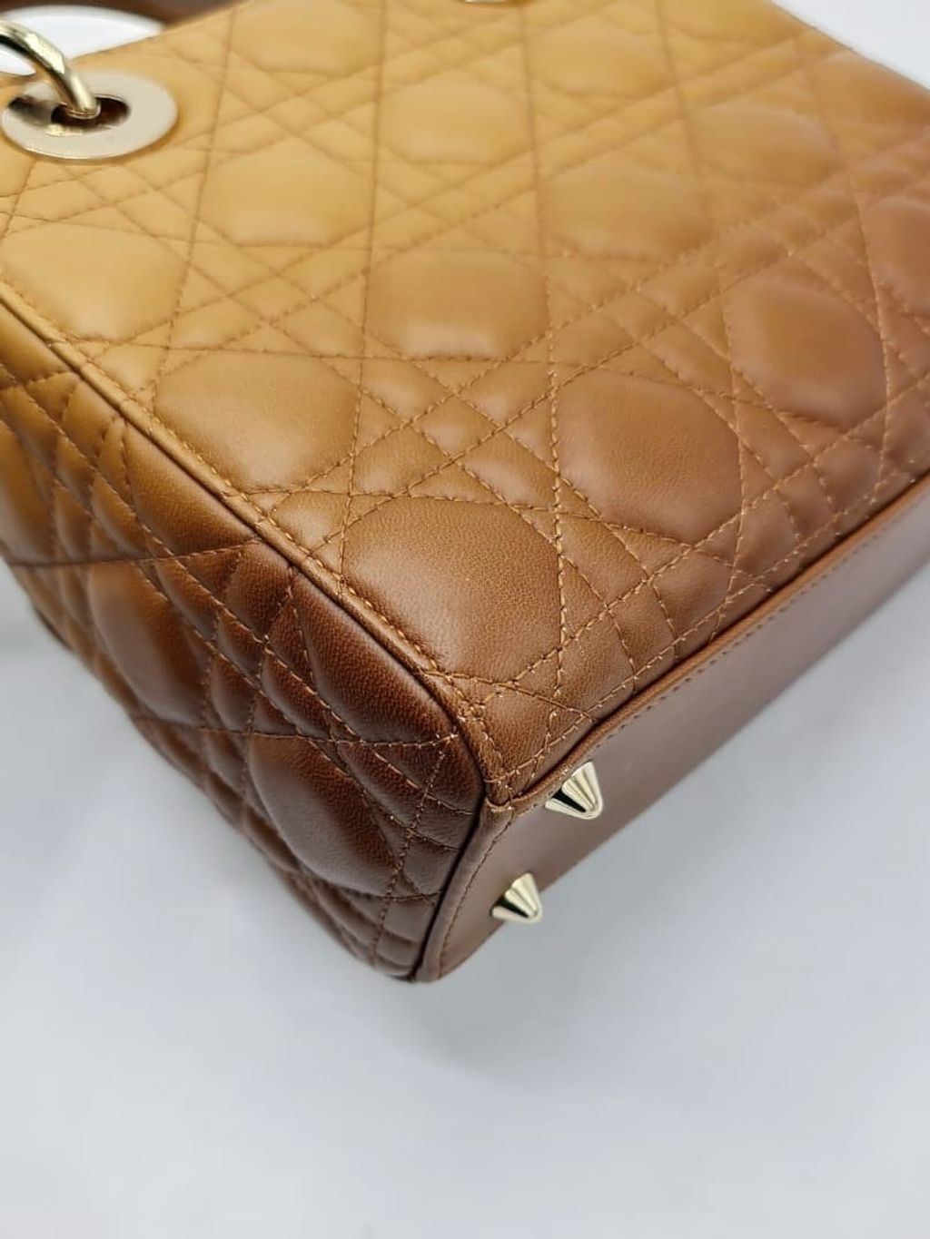 026c1b5e-f942-4199-b5ca-77f06d0695ee