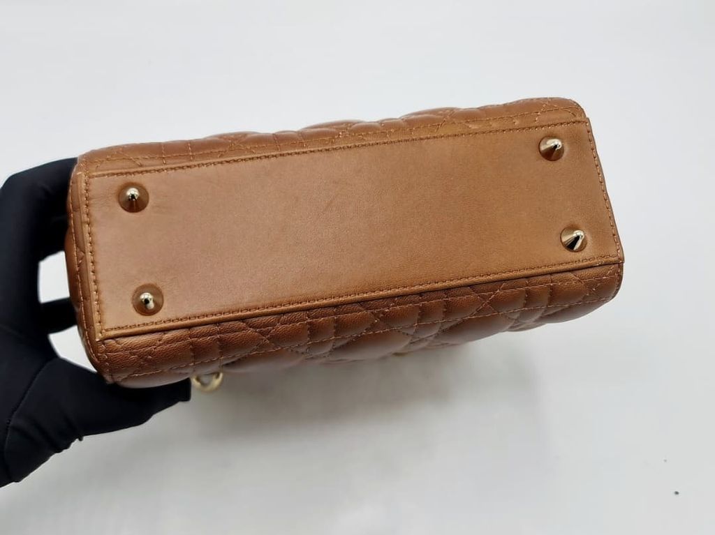 b0267711-541c-4d93-b835-932af56bc03a