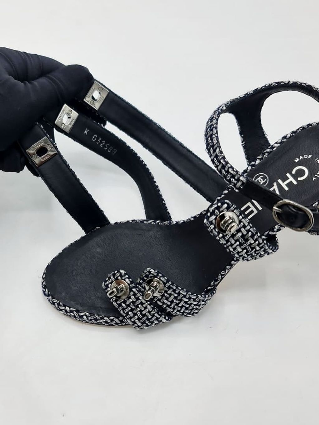 062d1877-64a8-4f72-8920-2081bc57712d