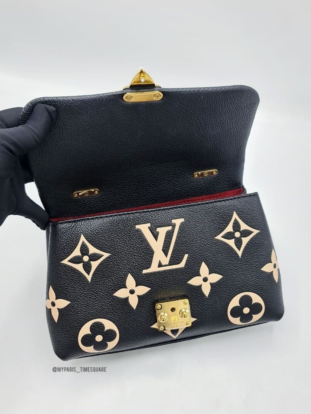 c102d72c-8b49-4c76-a0b2-7f671f3f2a35