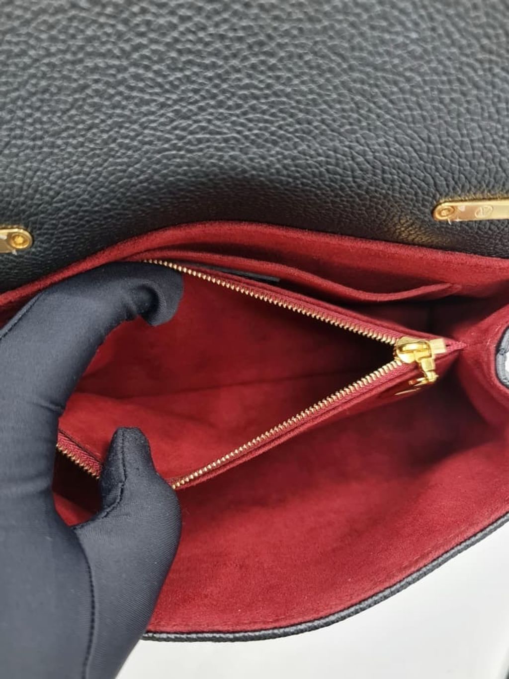 d393f6f5-4123-47c8-bfc9-c51642d19924