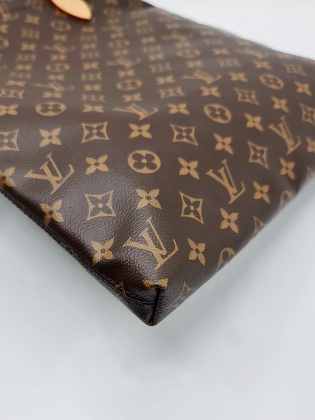 ca221a97-bd76-4cd6-adbd-bb9f4f7fbbb5