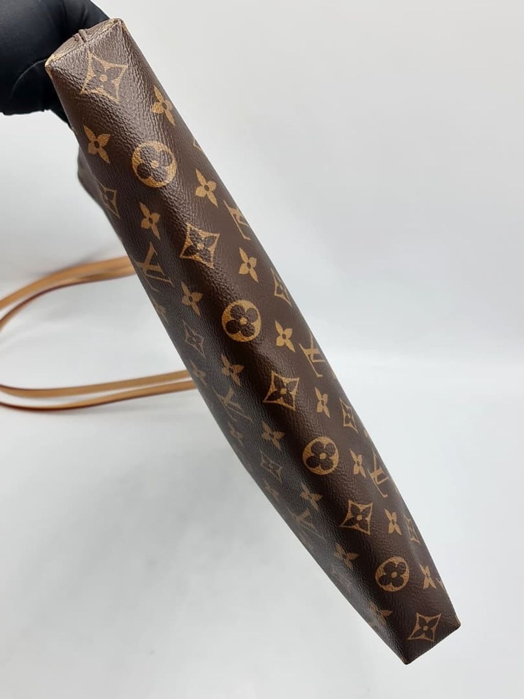 f4f14bca-b0da-4017-b4b7-f5d29844e28a