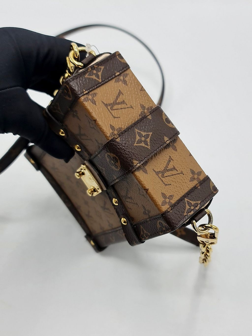 70a22c24-ee9d-4417-bd70-c70aa27836b9