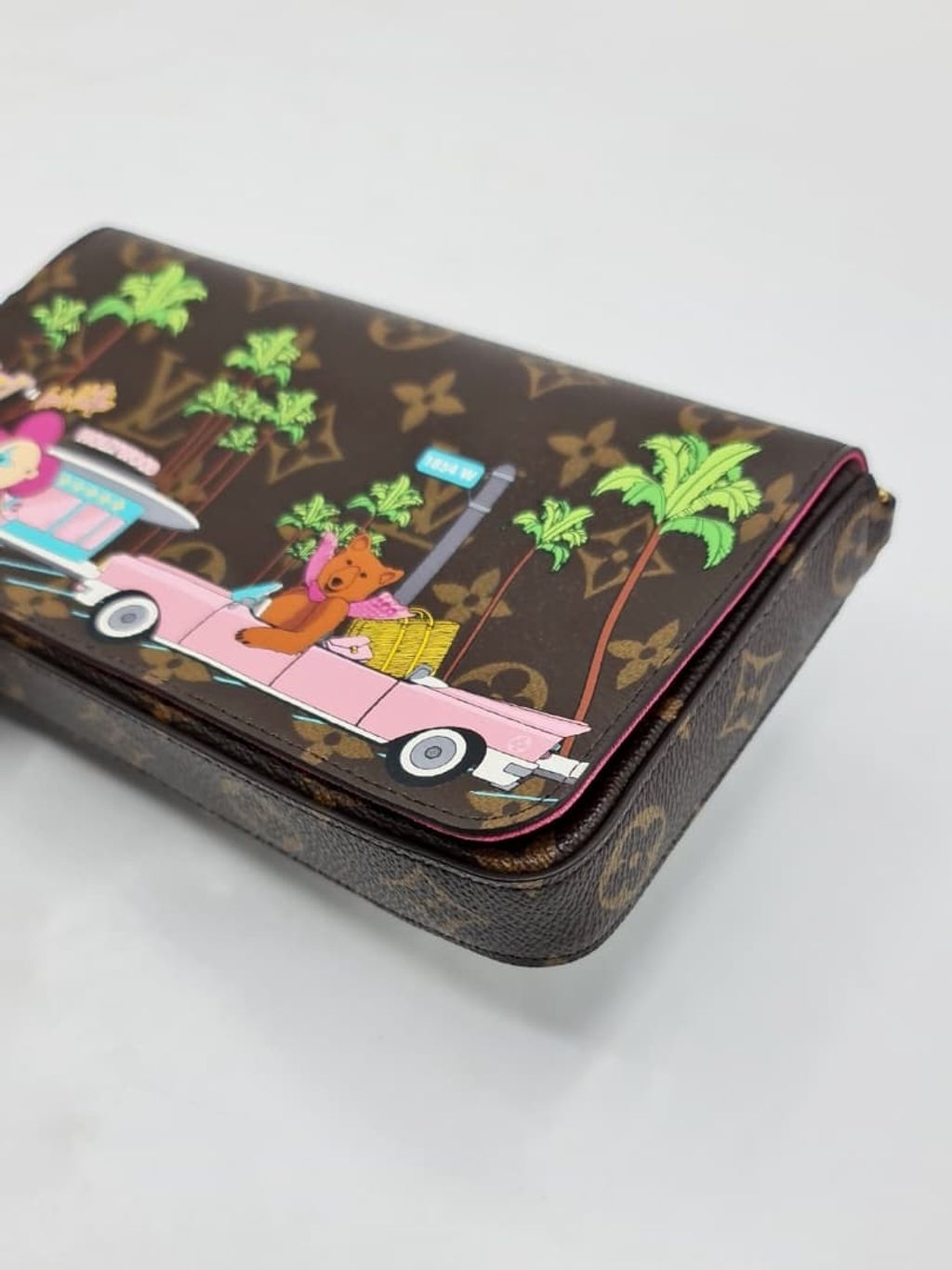 1df33a22-8f0f-43eb-a5be-97be233ceb4d