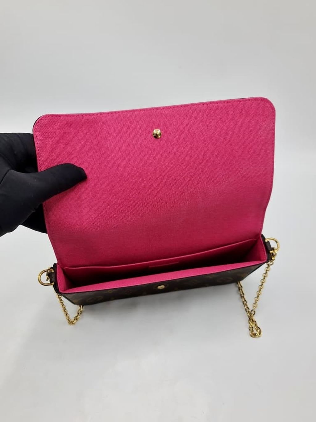 5a57cad3-2503-4773-b1d5-0725744b9c7c