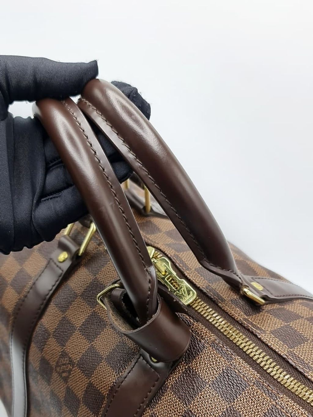 803f007e-5c19-4e94-97b3-a174f71384a5