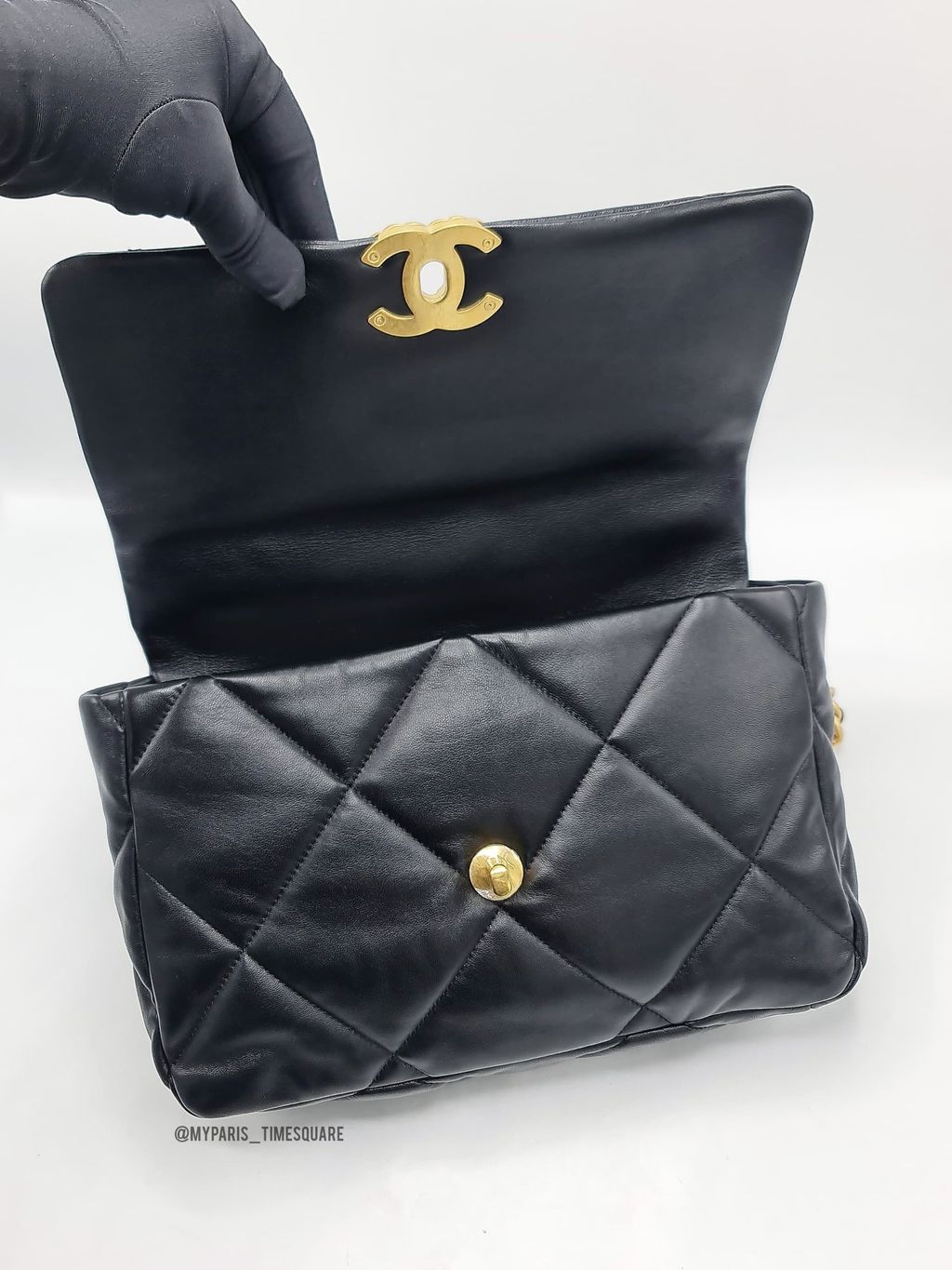 4cb1f3ff-33b8-4e2e-a77f-ee4f766a2eb7