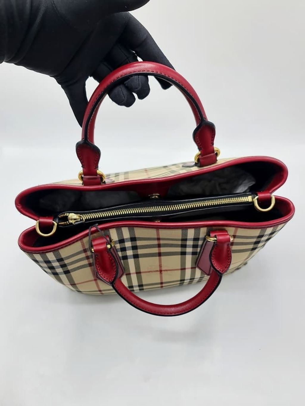 9fab5a44-932f-423c-a75d-9d70cbc2ac25