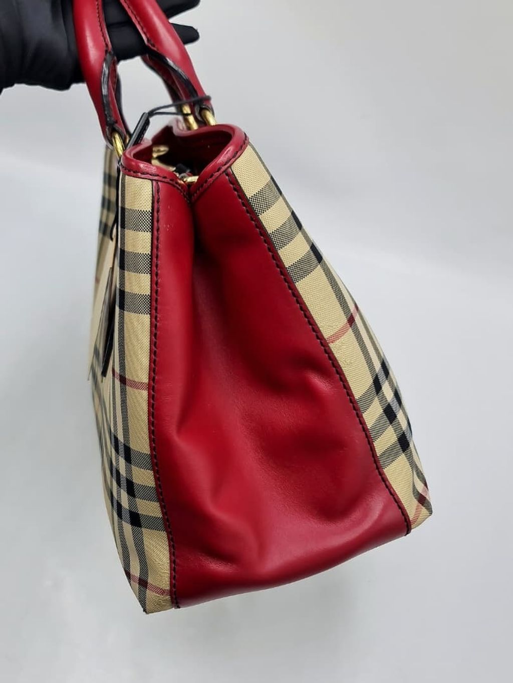 3aaa3ad2-4ff5-443a-a896-6369e8aadab2