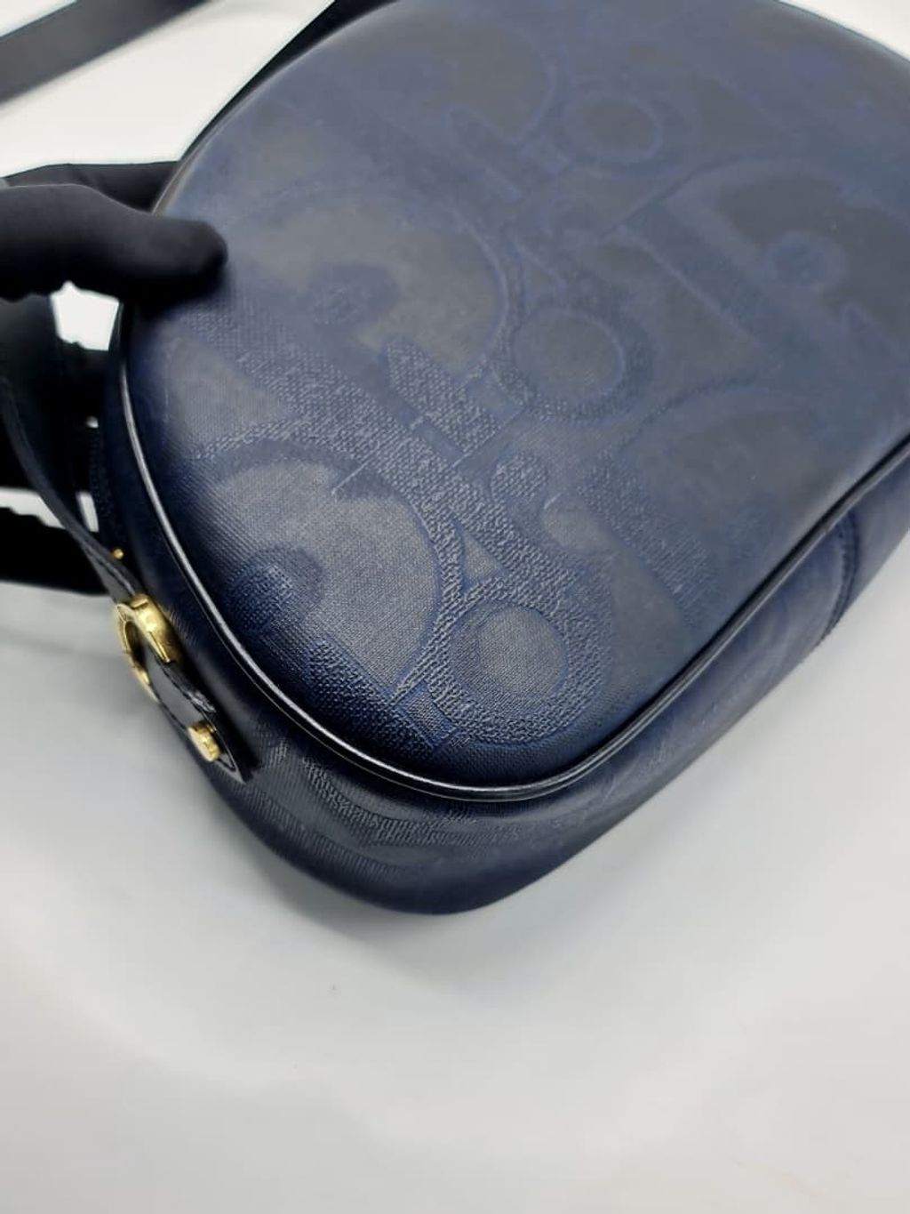 3ac7c938-f97a-421e-bf82-8aba01dfff19