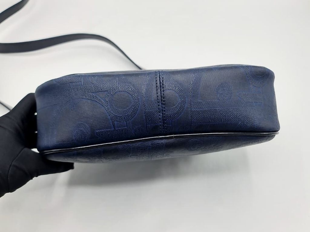 c044d5d7-e962-462e-b01e-529ff7ab385f