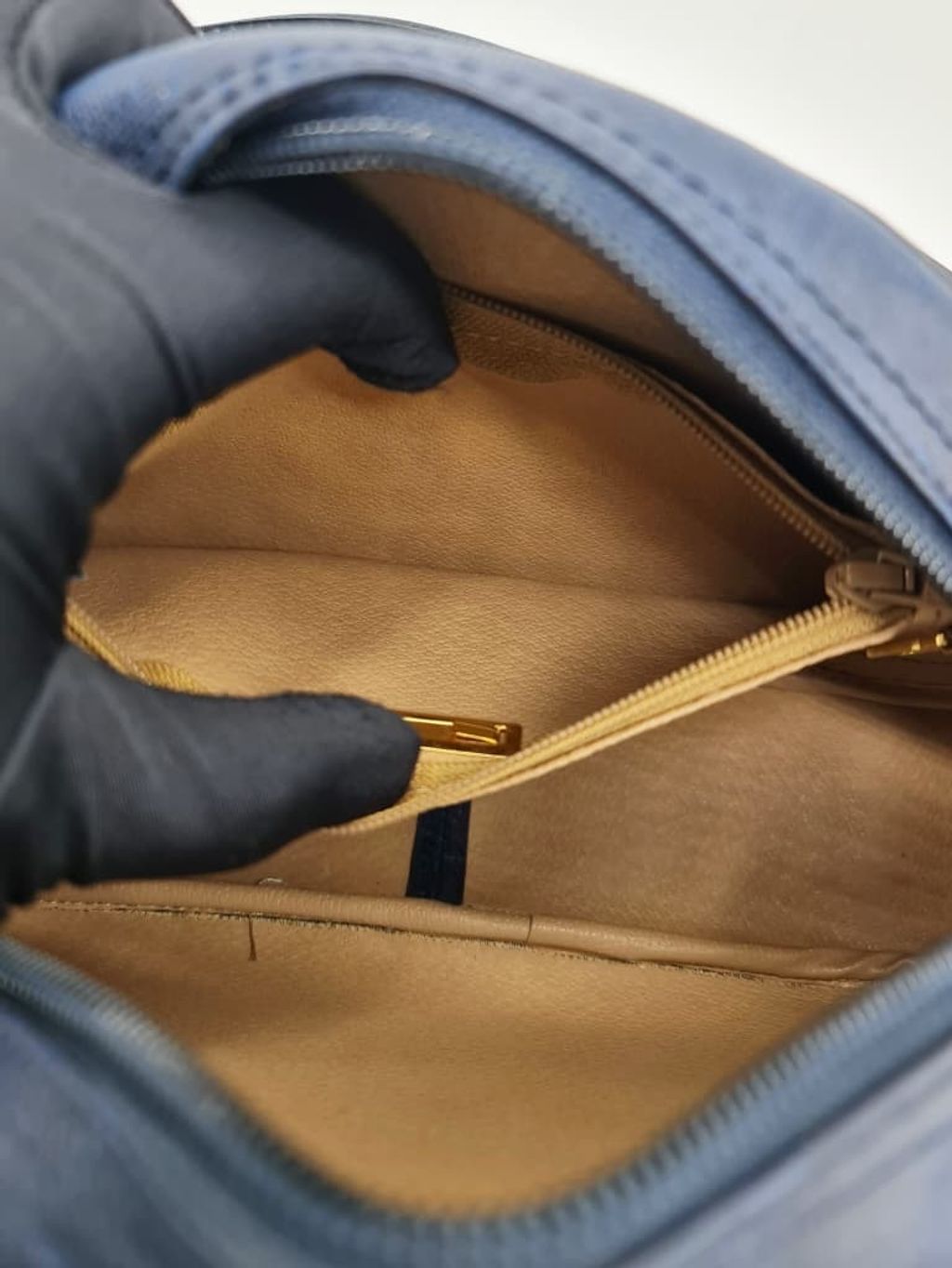 77686c79-fb10-430d-89cf-0a494cf9b17c