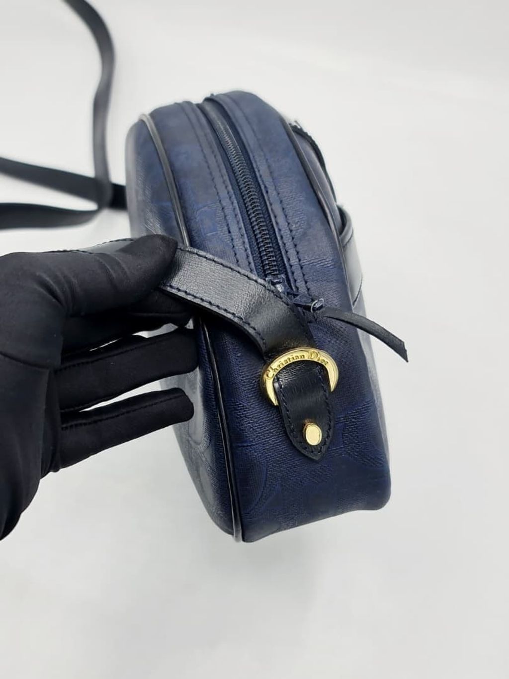 8cb11068-011c-4506-afd1-3f657e34df88