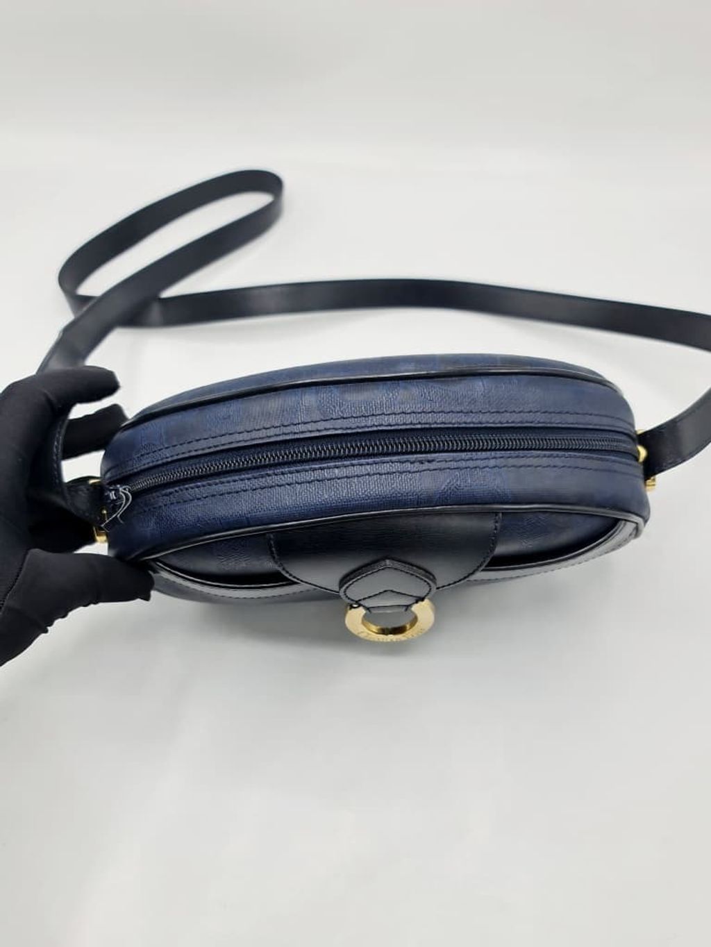 644bb234-3456-4e05-a5d1-0f527a8f3ae1