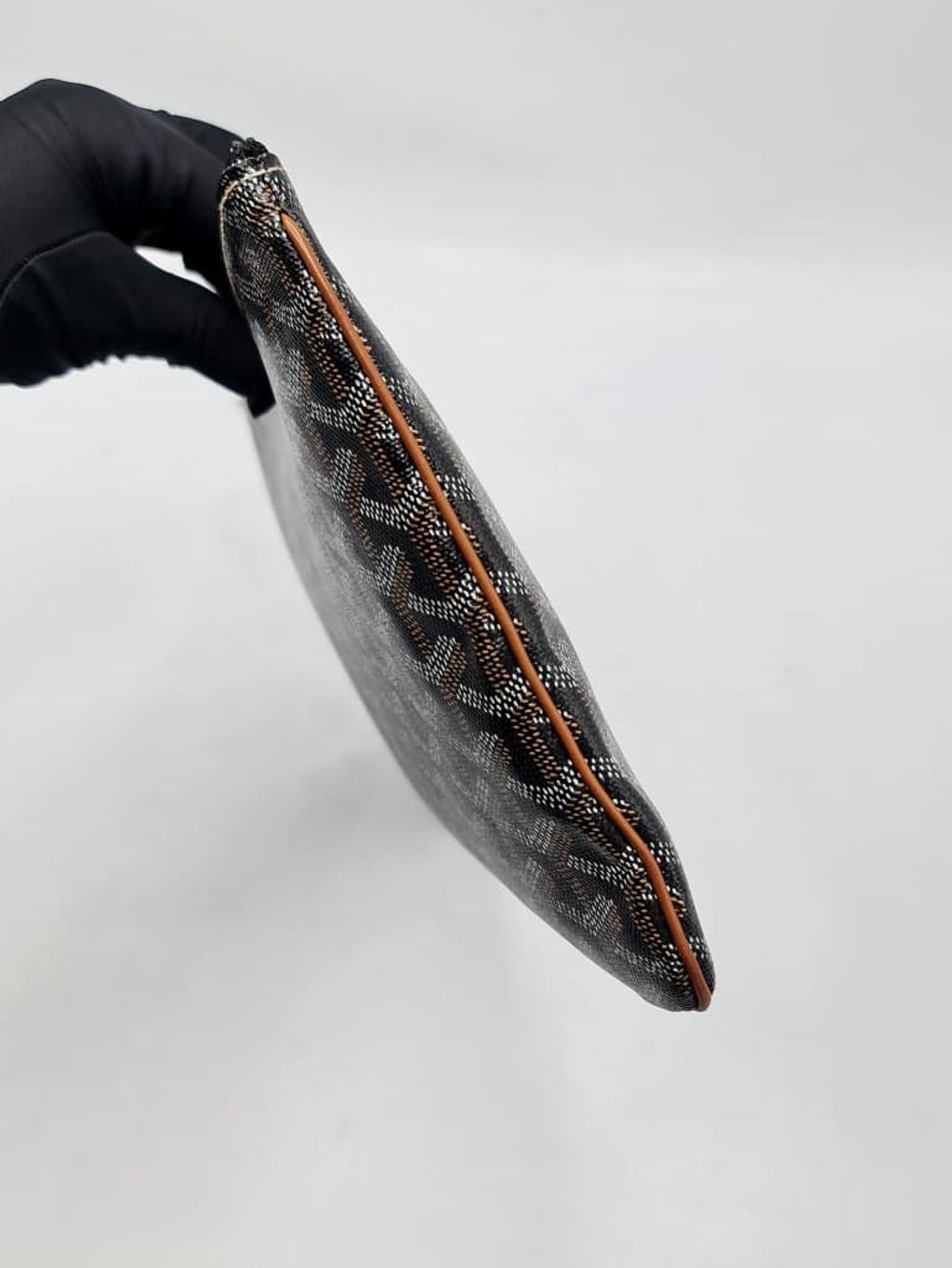 0c67dda1-4bdf-4845-8640-a0f7fa8daf70