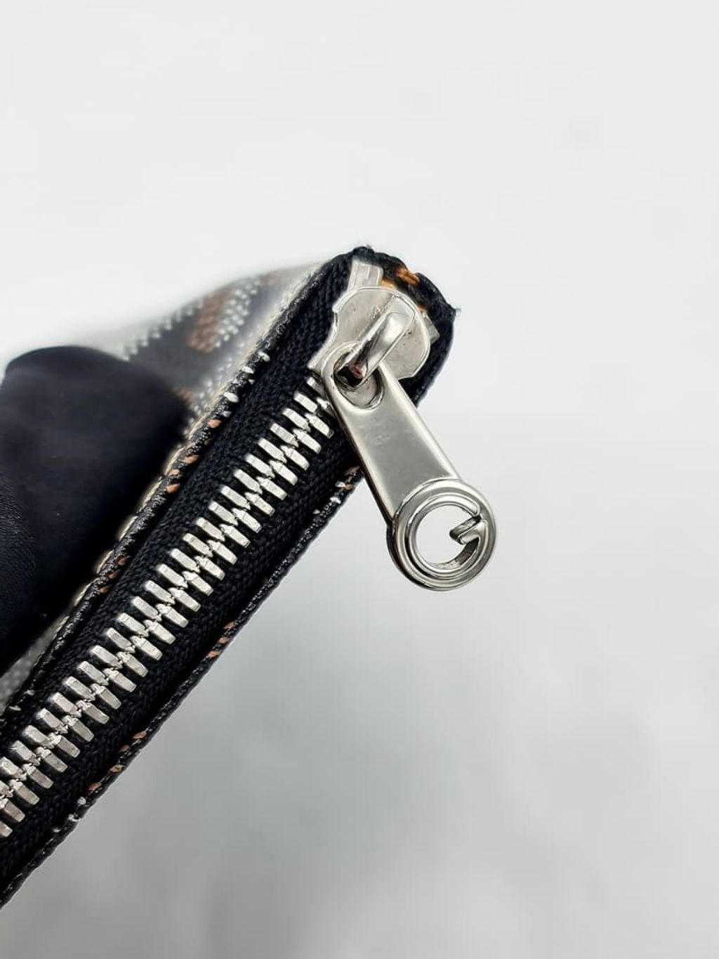 e21bb7f9-ca2f-4083-90d8-ed7b000b3bd4