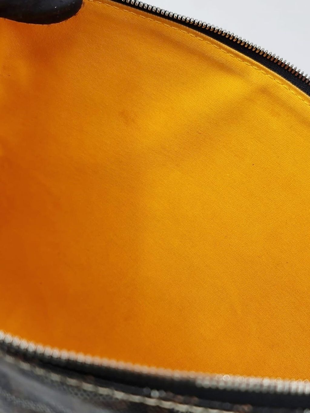 990a1c37-c4cc-4cbb-8c60-25eb17937dc5