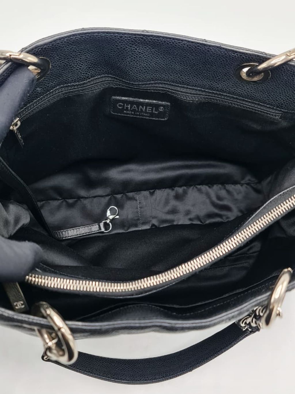 a87a3188-d901-4f72-a78f-542788ca2935