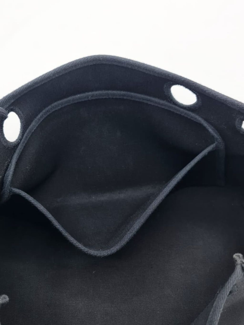 16ce4d32-60a3-479f-b312-712721baa103