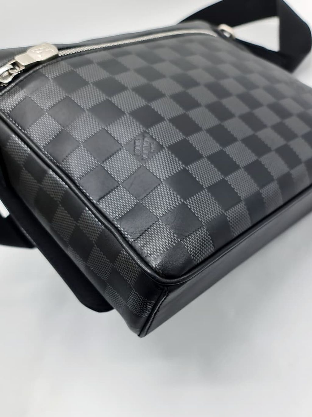 21aec02a-9cb1-4570-8eac-6e3f87f5be7e