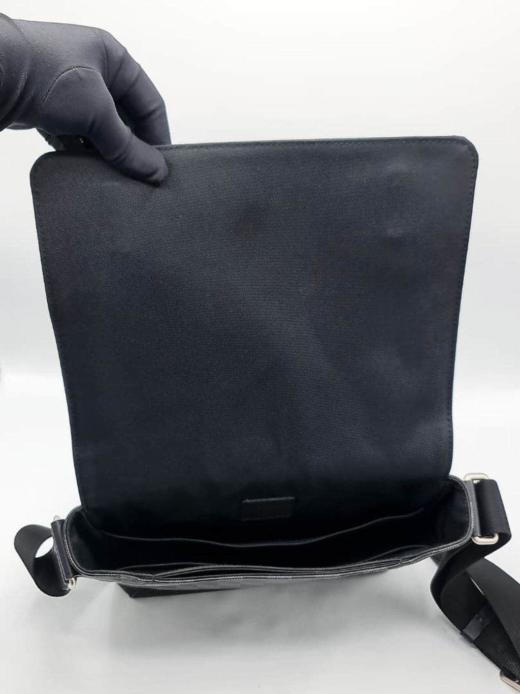 1bcbdef7-4aec-476d-829b-9a5ee4efb83b