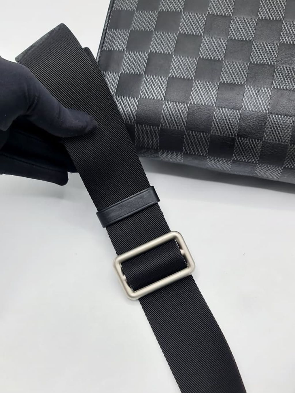 e25d9344-e9d9-4d76-8e38-04d97ecee738