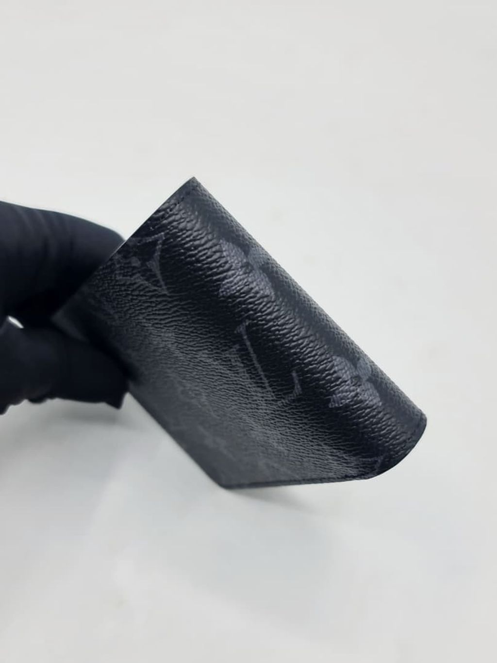 5f7d3bf3-4840-4ce3-b78a-52a5ee275ef3