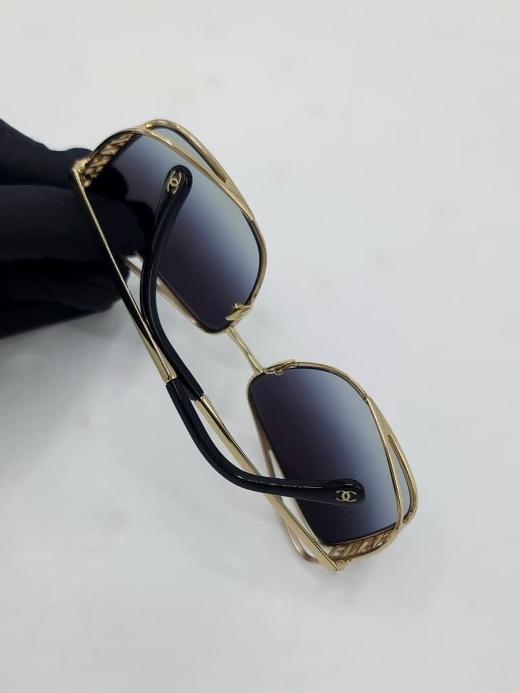 2a68911f-2689-4c64-a6cc-ab2158215c9f