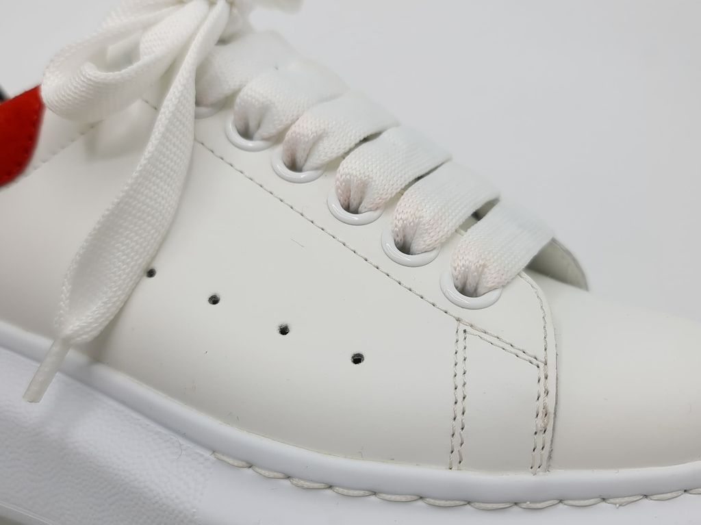 9c721a96-a3f1-4c51-87de-f951a5d0842d