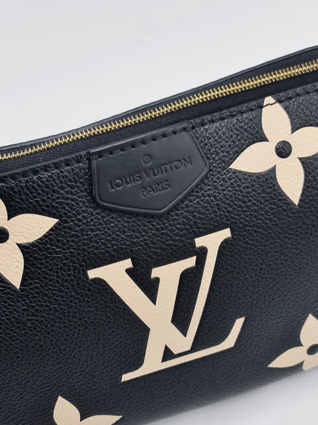 8cd46caf-9443-4c26-a0c7-d3c4c4a26f60