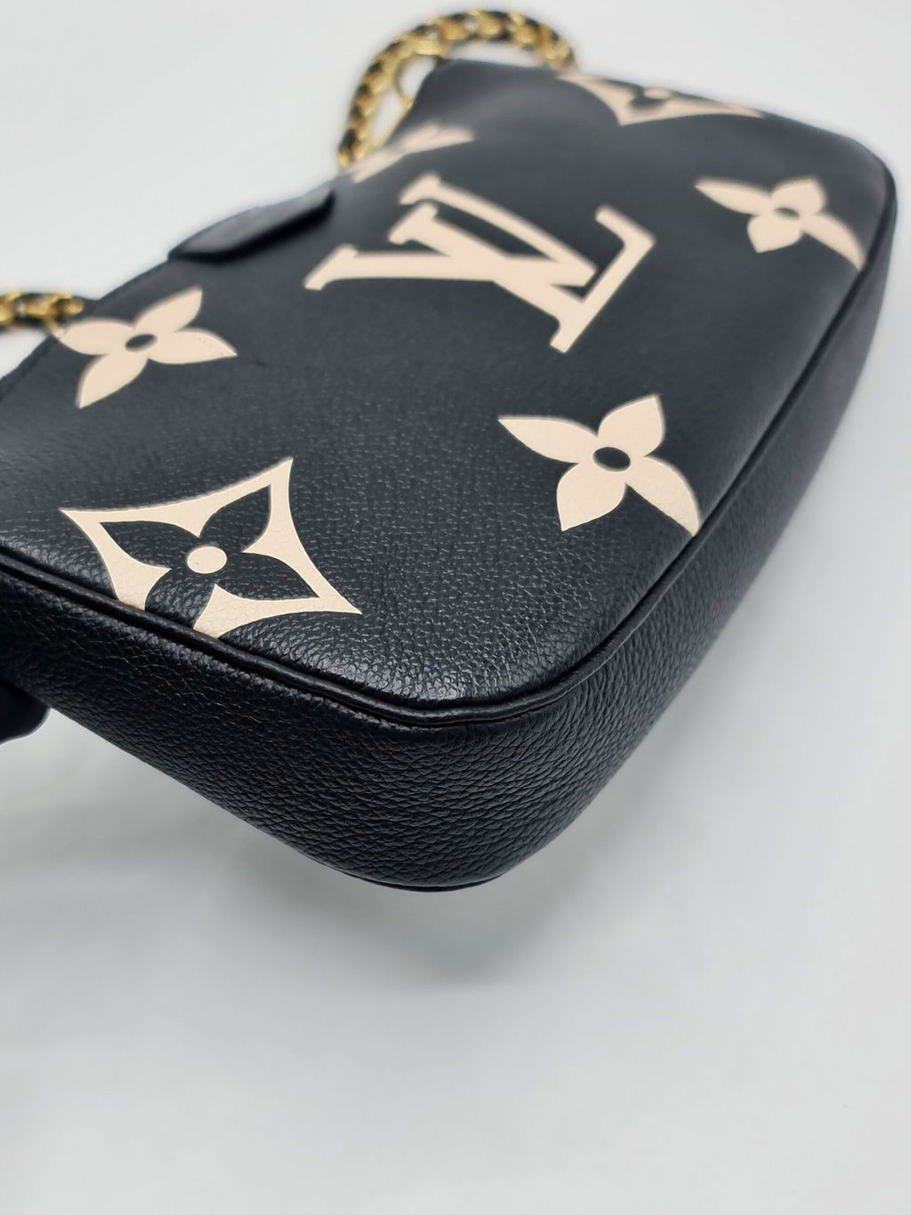 0eaa1265-1c9f-469e-aaea-0878348289af