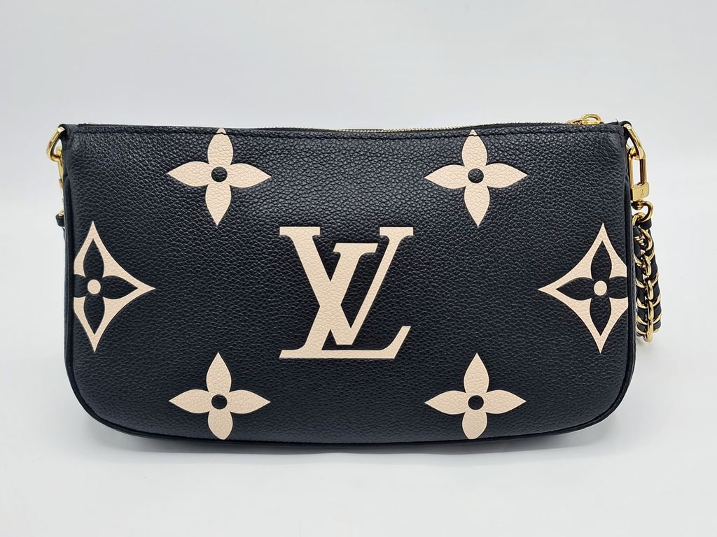 b639d01d-e449-4c20-bd96-fa7e29c97740