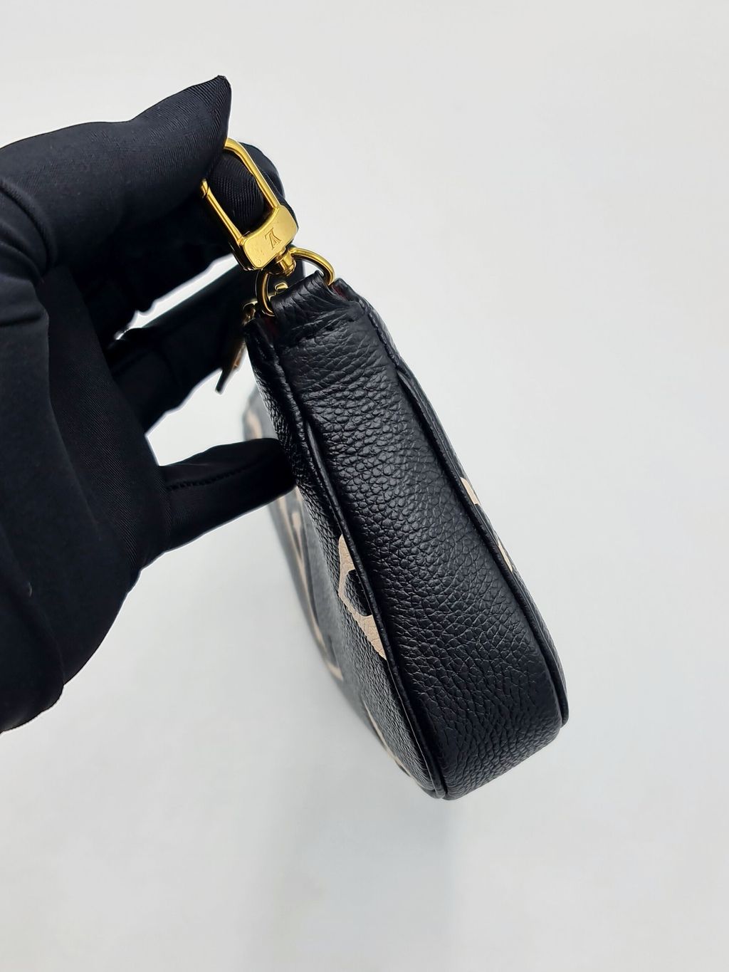 57b6895e-3e38-41cb-9bf8-dac50812dc2c