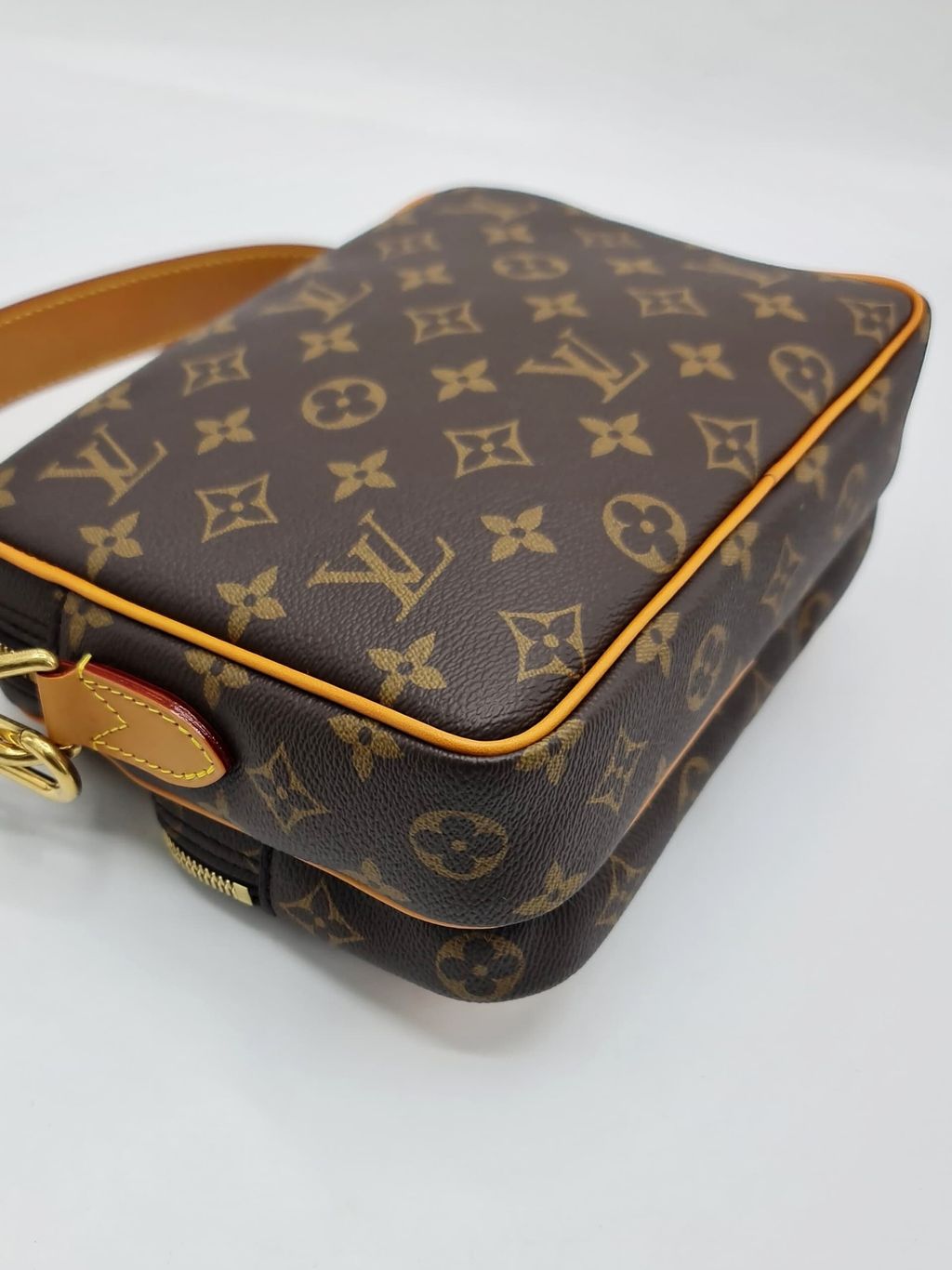 1546a540-720c-4f86-b265-b4a64a17f36d