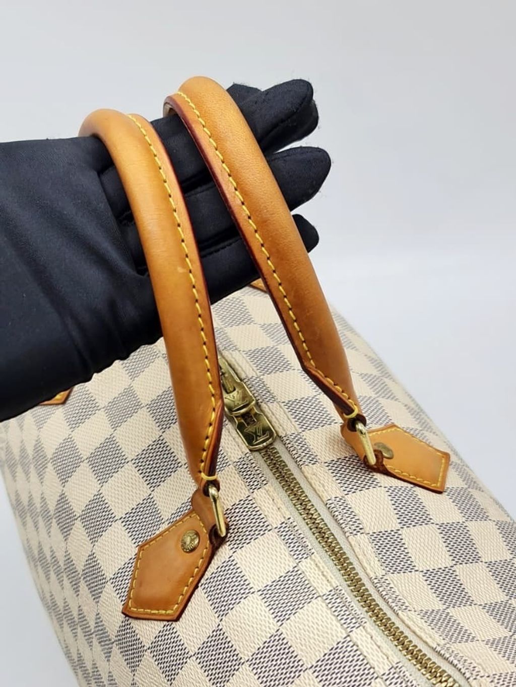 dccae58f-03ee-4437-9705-a3392f2720ae