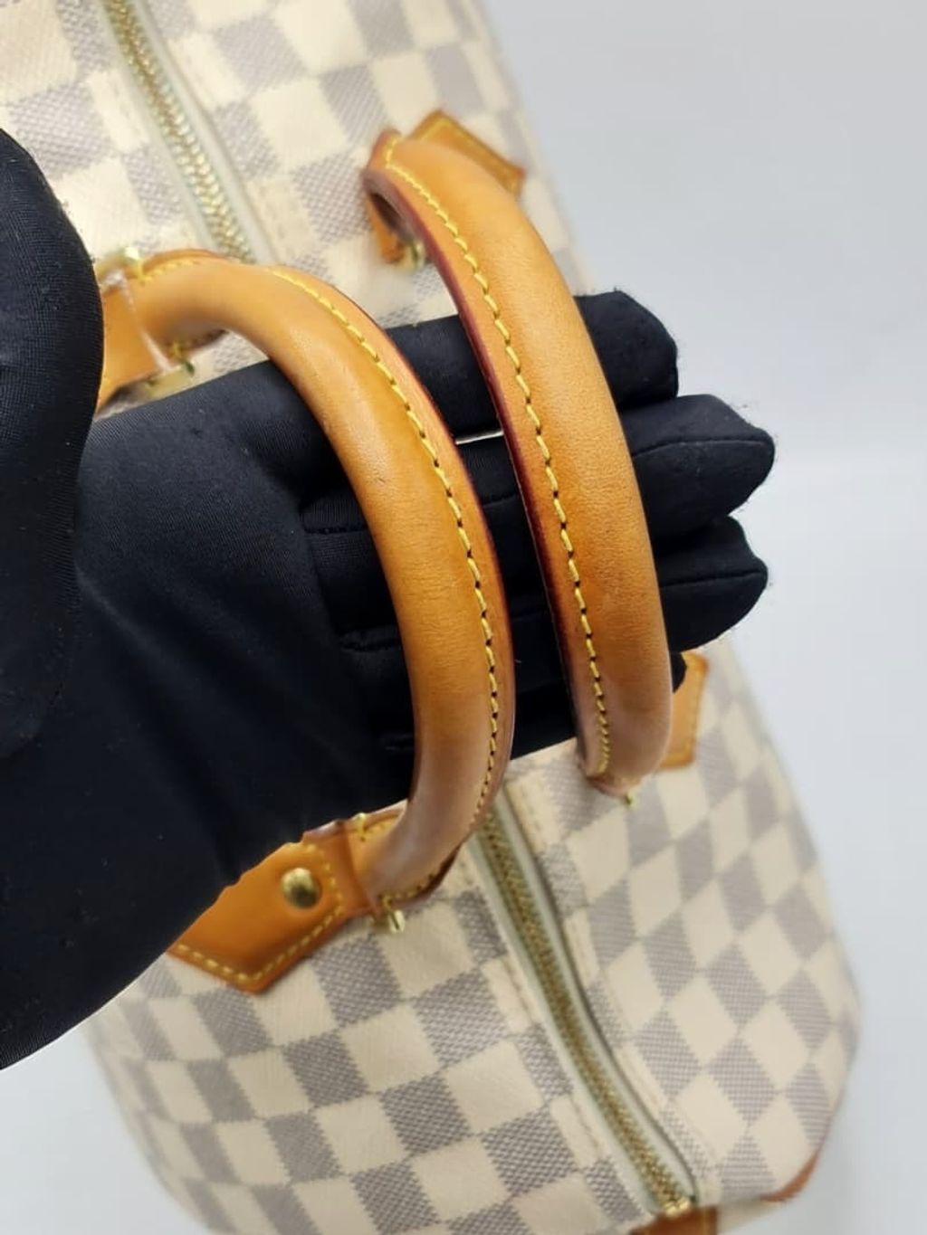 6b7e74f3-744d-4c3b-8aa6-28f560e1bc68