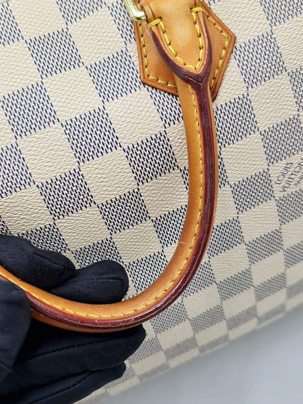 01d6f382-218e-48fe-b0e8-94d10a85e9dd