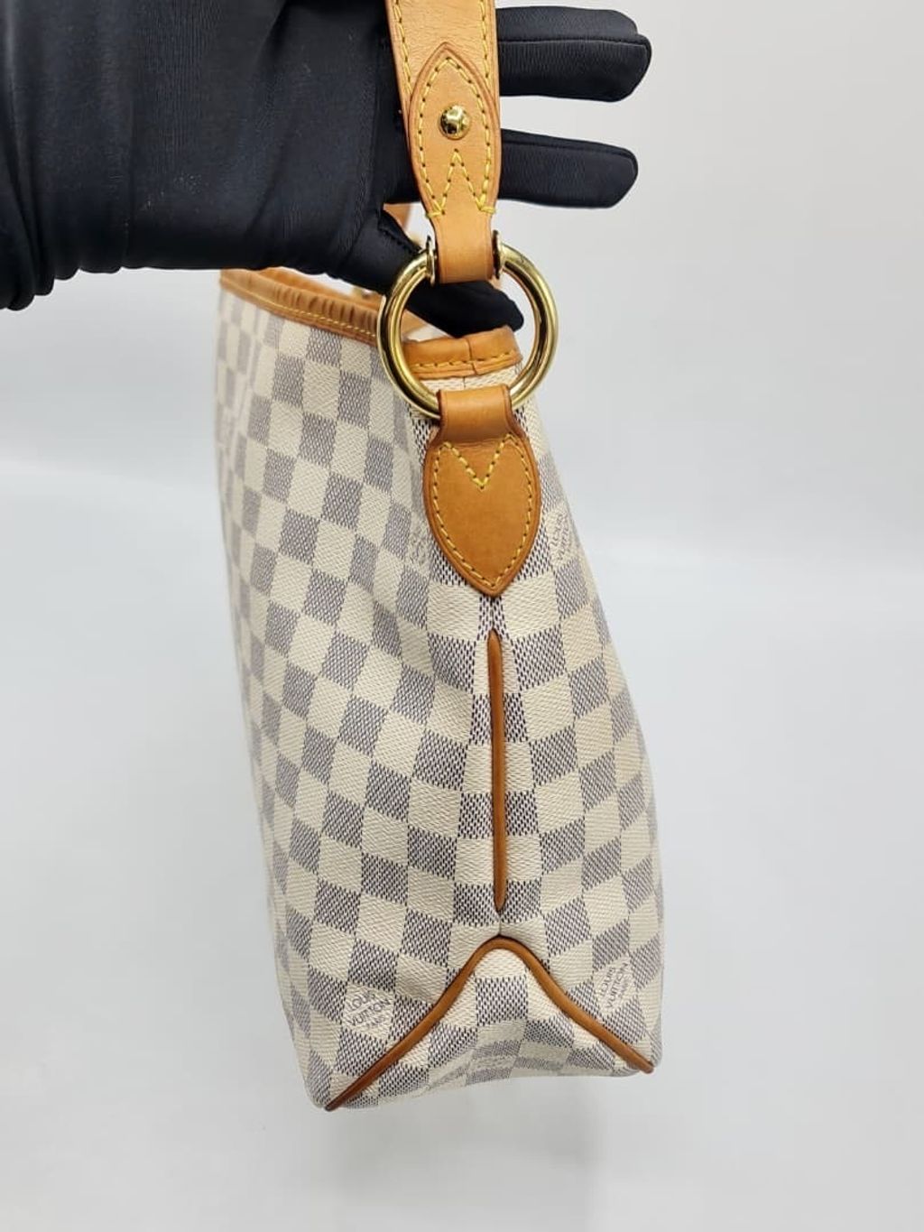 7d907362-f403-44ea-a56f-0e04e73015f2