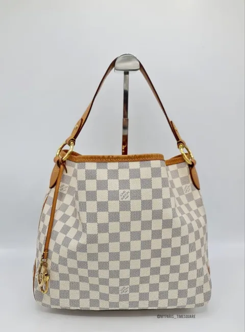 c9baf586-49db-4ed1-8eb1-b85723d2392a